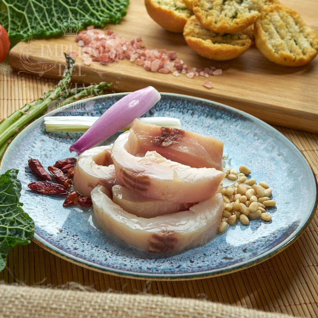 Нельма филе-ломтики слабосоленые в масле